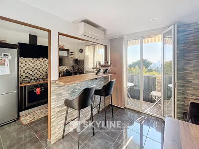 Appartement - 75 m² - 4 pièces