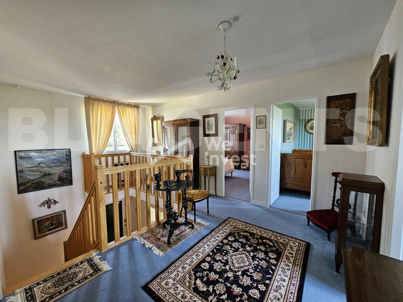 Maison - 157 m² - 7 pièces