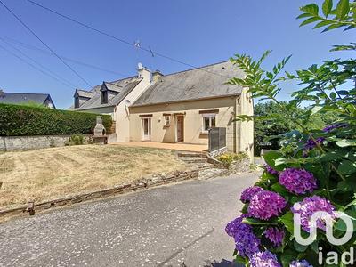 Maison - 95 m² - 5 pièces