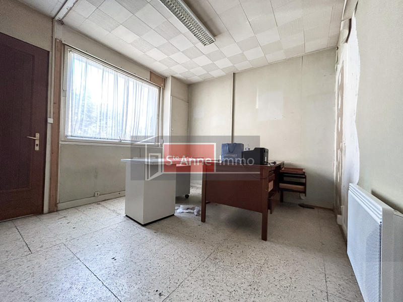 Maison - 476 m² - 12 pièces