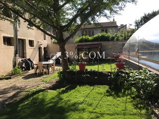 Propriété - 369 m² - 10 pièces