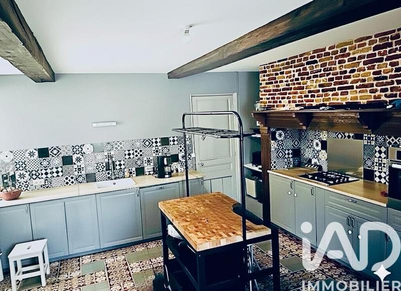 Maison - 188 m² - 8 pièces