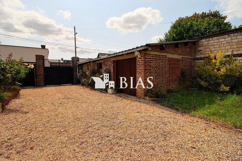 Maison - 127 m² - 5 pièces