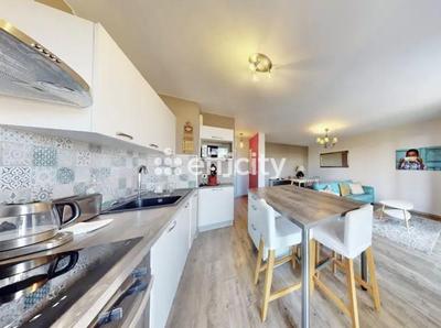 Appartement - 70 m² - 3 pièces