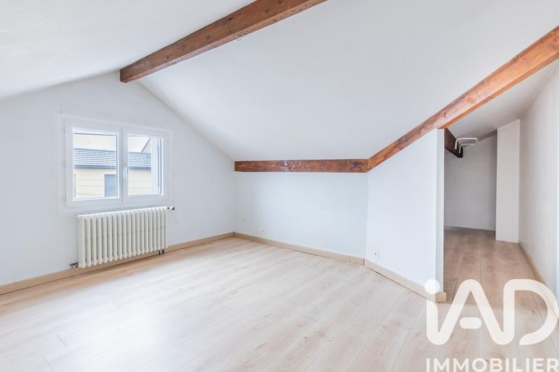 Maison - 110 m² - 6 pièces