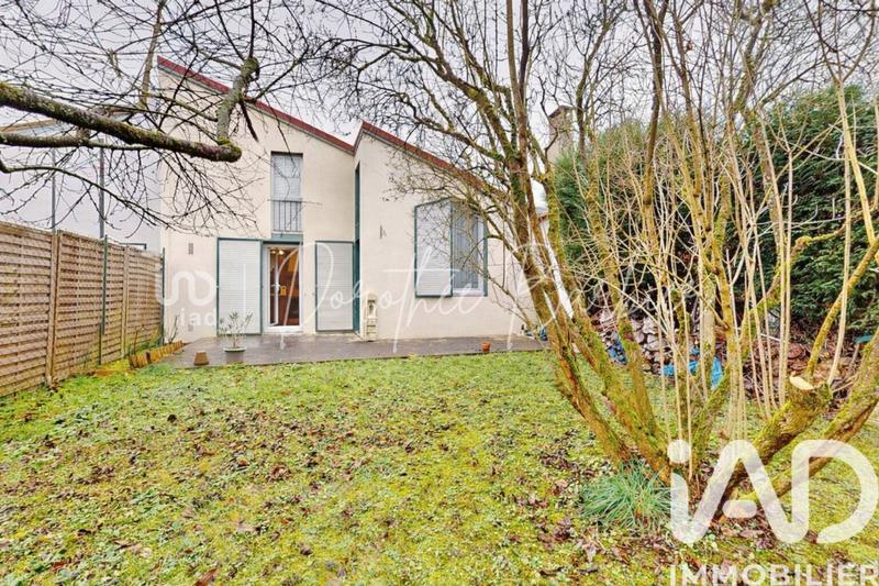 Maison - 98 m² - 4 pièces