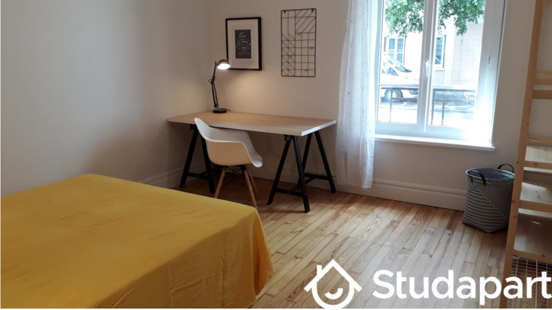 Chambre - 13 m² - 1 pièce