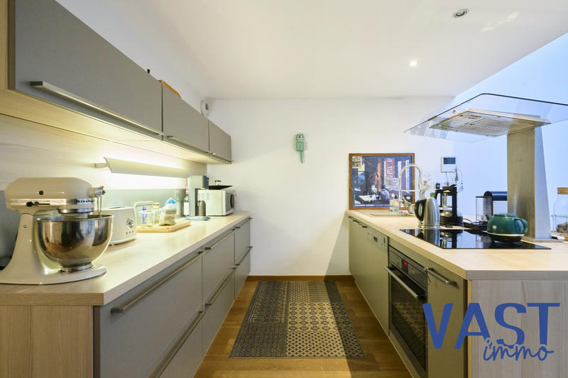 Loft - 127 m² - 4 pièces