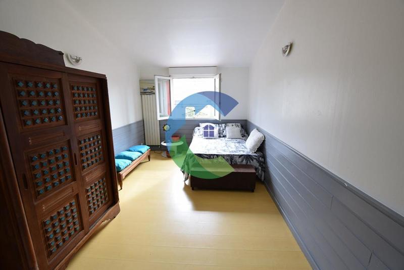 Maison - 170 m² - 7 pièces