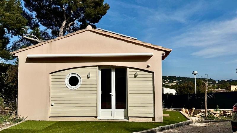 Maison - 207 m² - 5 pièces