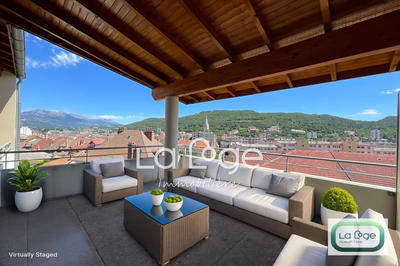 Appartement - 106 m² - 3 pièces