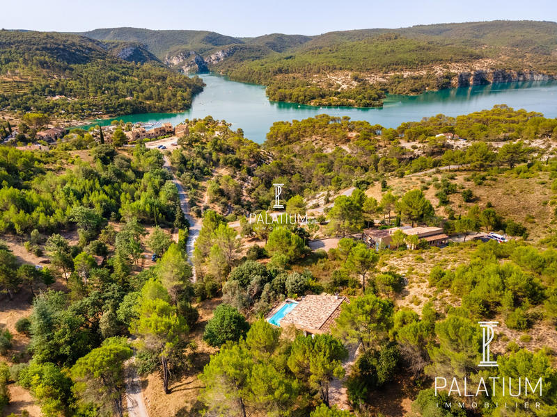 Villa - 137 m² - 5 pièces