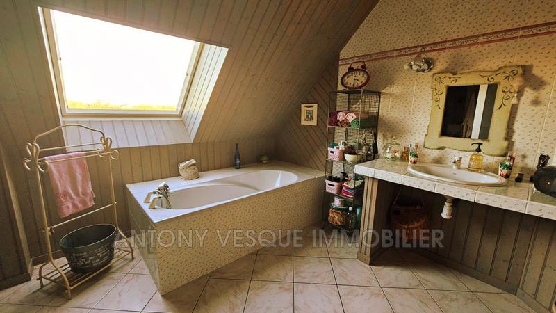 Maison - 151 m² - 7 pièces