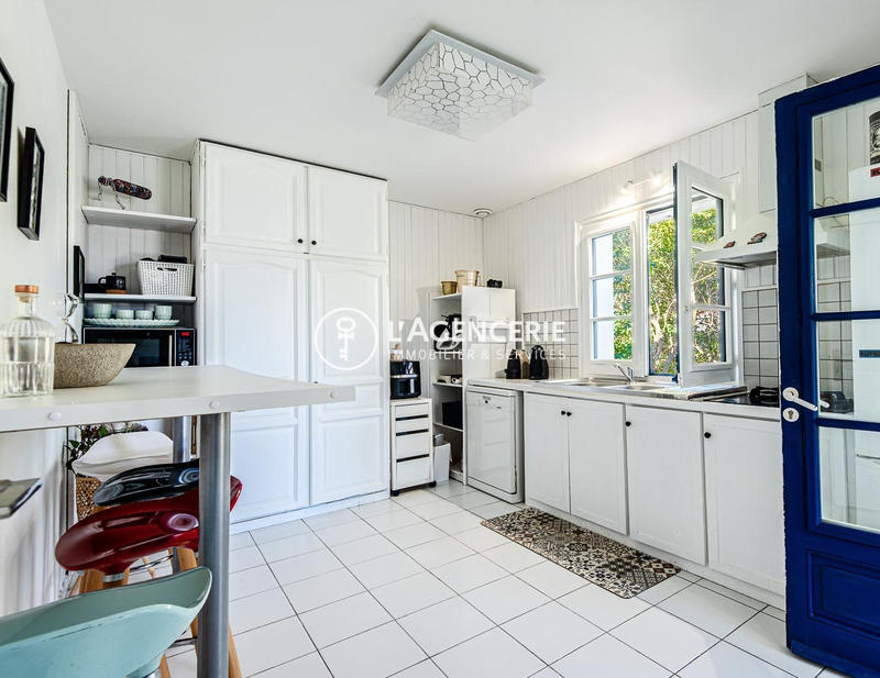 Maison - 137 m² - 5 pièces