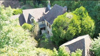 Maison - 98 m² - 4 pièces