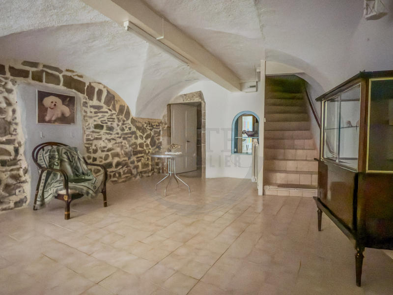 Maison - 154 m² - 8 pièces