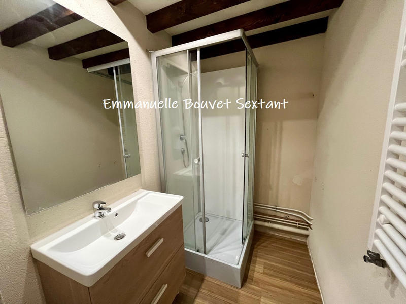 Maison - 180 m² - 8 pièces