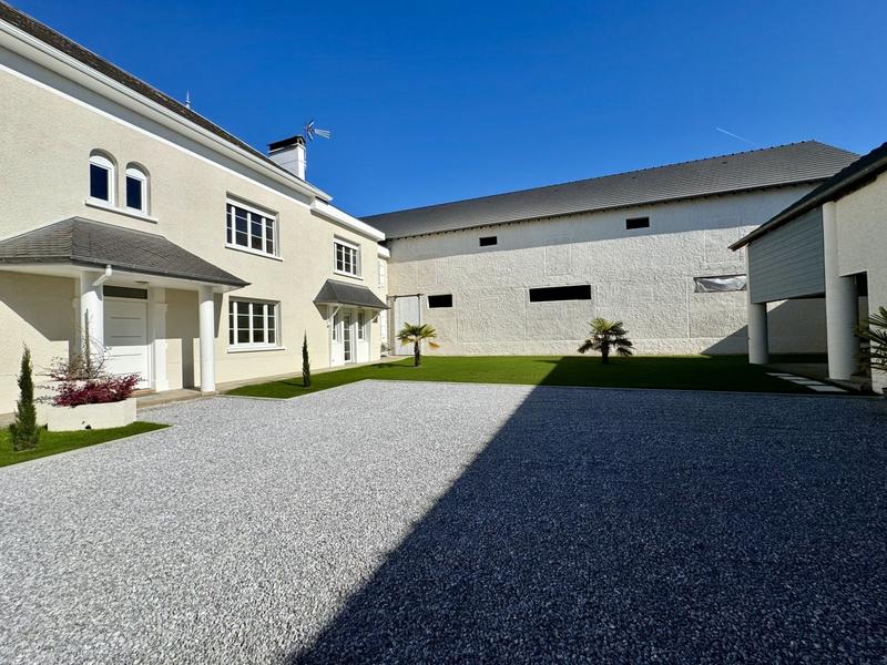 Maison - 190 m² - 6 pièces