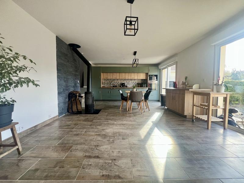 Maison - 160 m² - 6 pièces