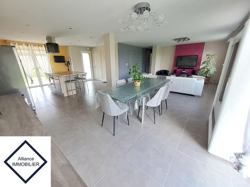 Maison - 89 m² - 4 pièces