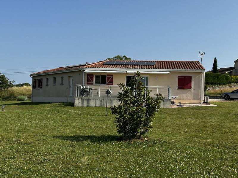 Maison traditionnelle - 108 m² - 5 pièces