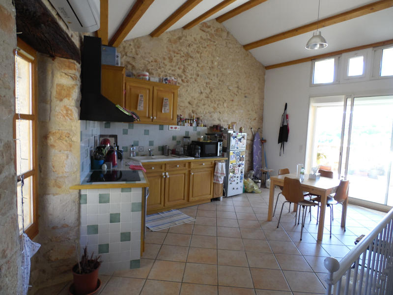 Appartement - 91 m² - 4 pièces