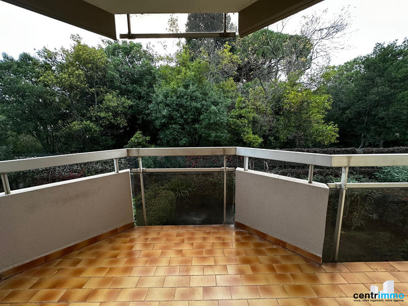 Appartement - 72 m² - 72 pièces