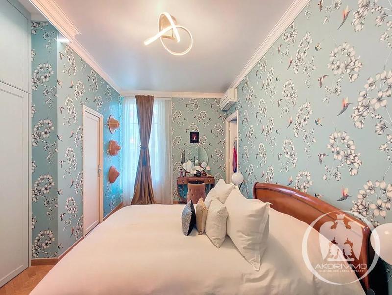 Appartement - 134 m² - 4 pièces