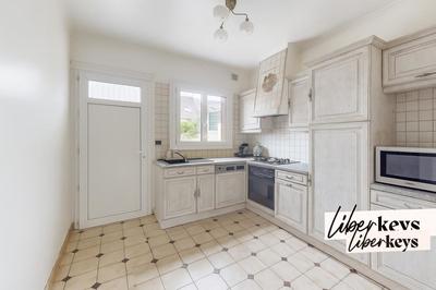 Maison - 151 m² - 7 pièces