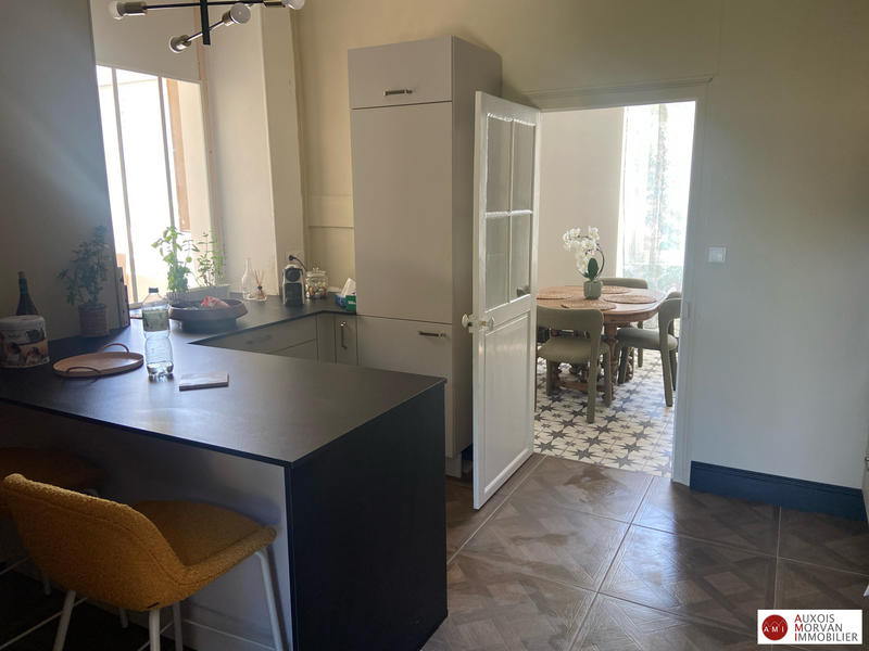 Maison - 170 m² - 6 pièces