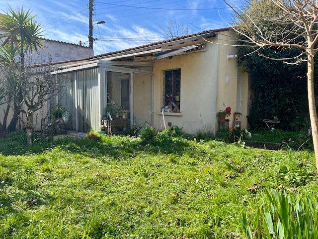 Maison - 93 m² - 5 pièces