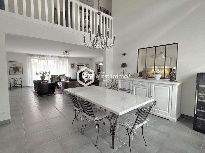 Villa - 162 m² - 7 pièces