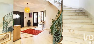 Maison - 269 m² - 8 pièces