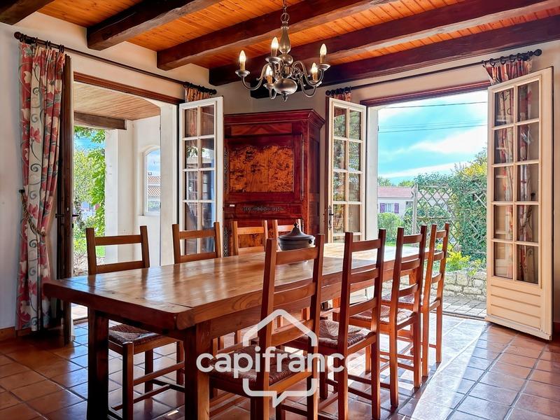 Maison - 165 m² - 6 pièces