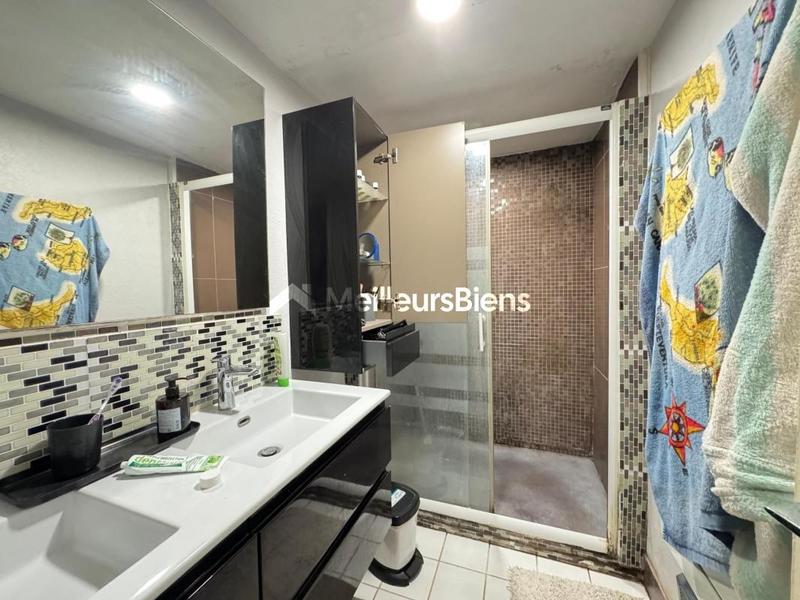 Maison - 148 m² - 6 pièces