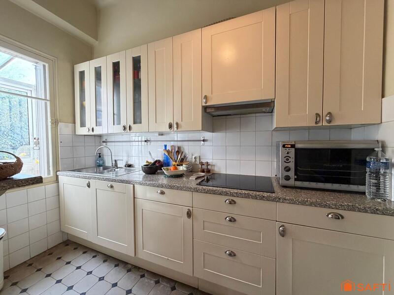 Maison de ville - 100 m² - 5 pièces