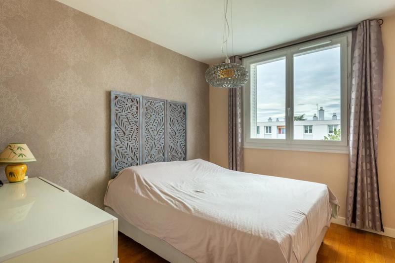 Appartement - 82 m² - 4 pièces