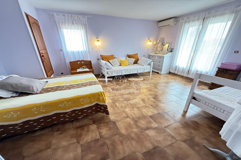 Maison - 107 m² - 4 pièces