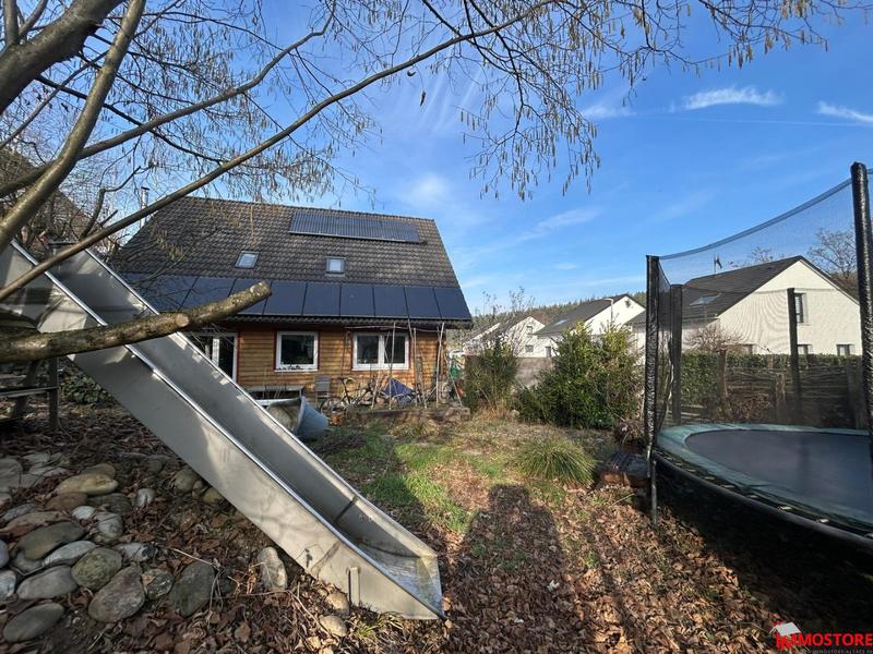 Maison - 104 m² - 5 pièces