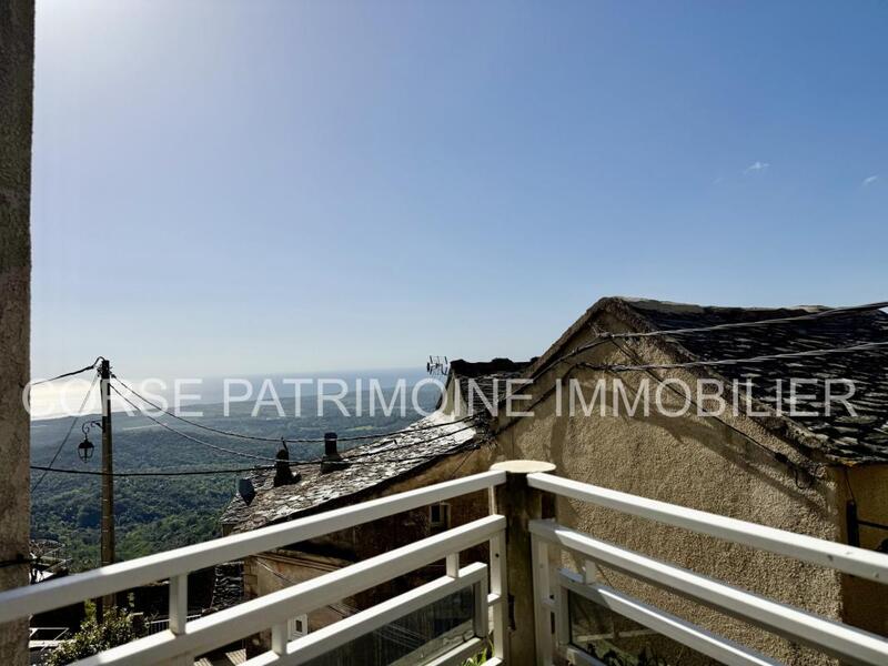 Maison de village - 75 m² - 5 pièces