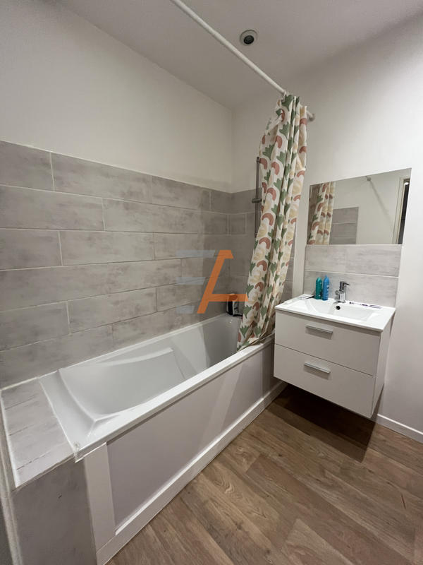 Appartement - 57 m² - 3 pièces