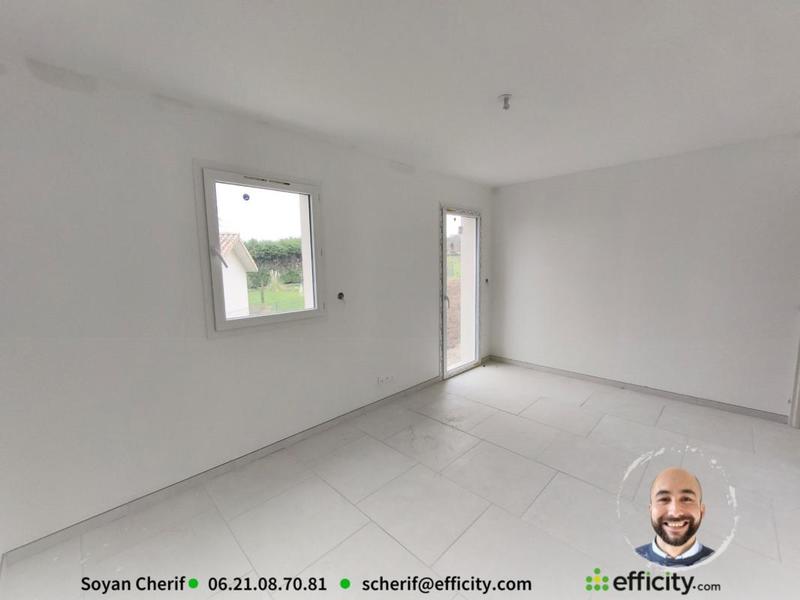 Maison - 90 m² - 5 pièces