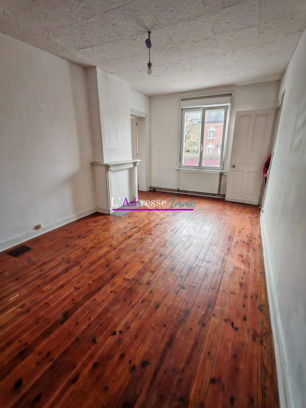 Maison traditionnelle - 200 m² - 11 pièces