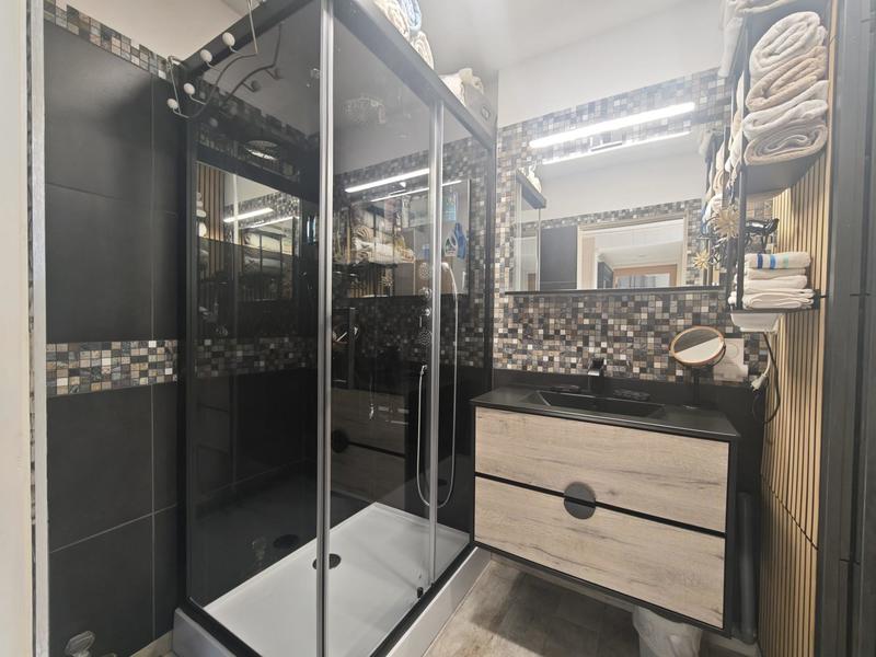 Appartement - 77 m² - 3 pièces