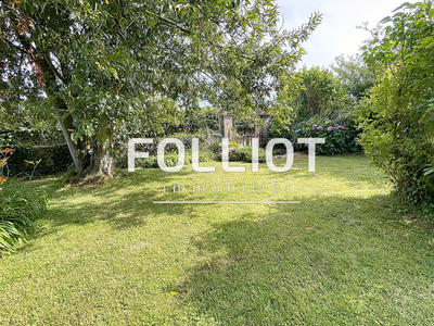 Maison - 225 m² - 10 pièces