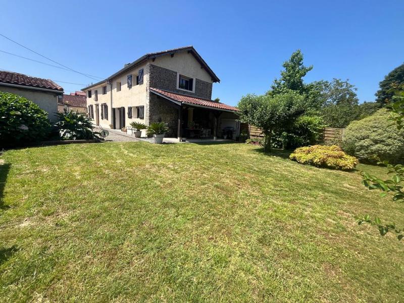 Maison - 136 m² - 4 pièces