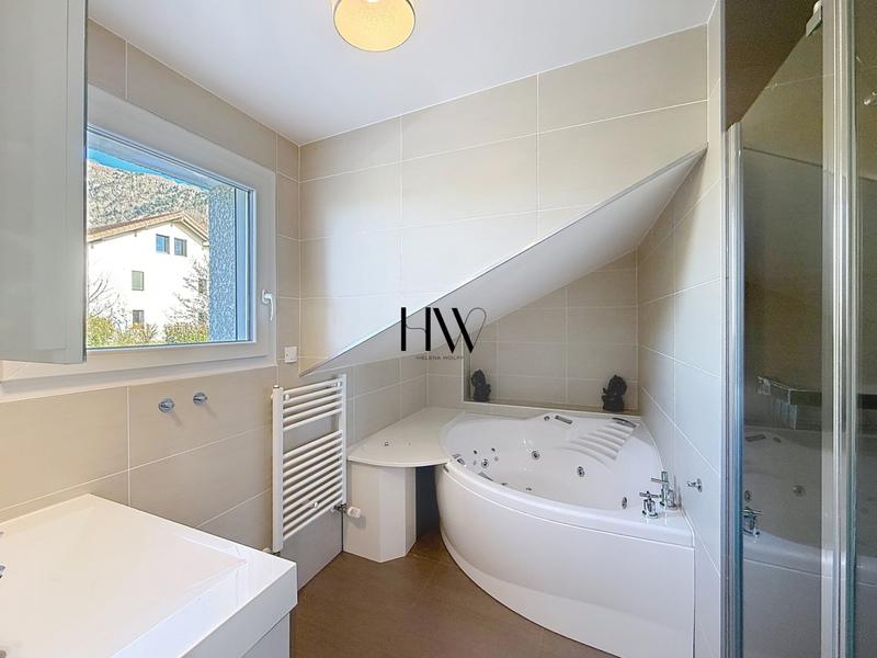 Maison - 165 m² - 6 pièces