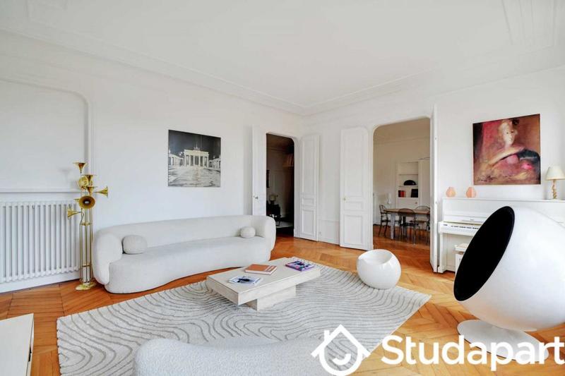 Appartement - 200 m² - 4 pièces