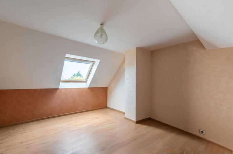 Maison - 200 m² - 9 pièces