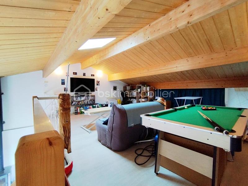 Maison - 305 m² - 10 pièces